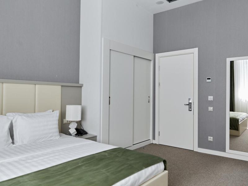Brosko Hotel