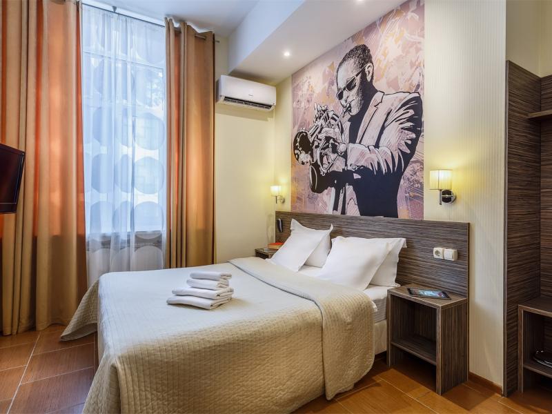 Jazz Hotel
