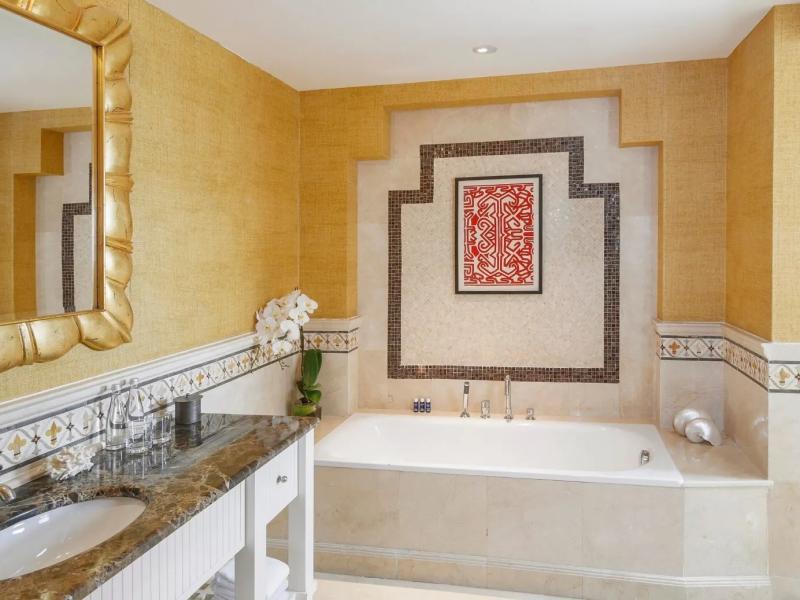 Desert Islands Resort & Spa by Anantara