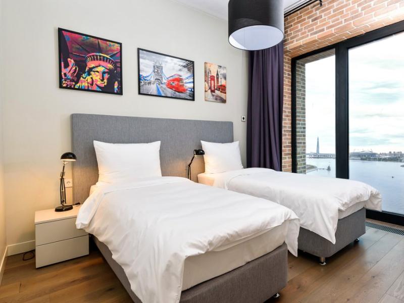 Docklands aparthotel