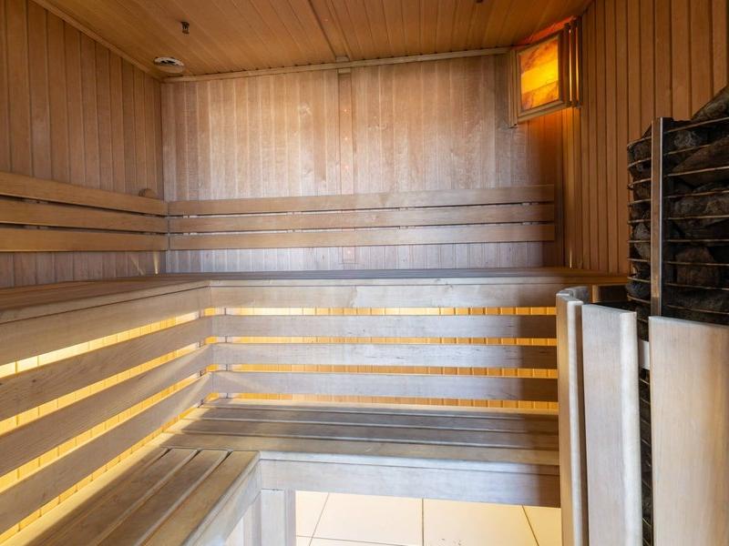 7 Avenue Hotel & SPA