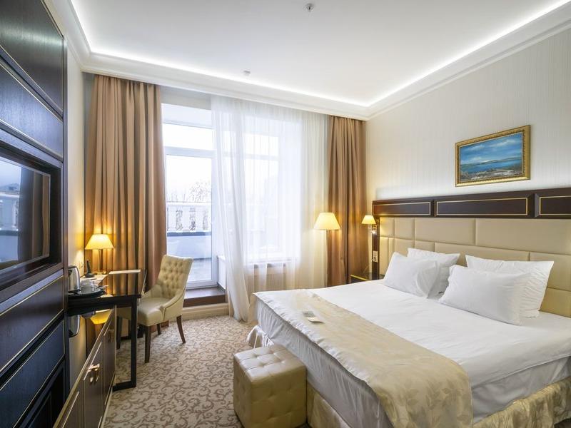 7 Avenue Hotel & SPA