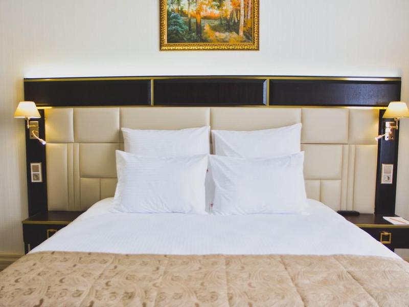 7 Avenue Hotel & SPA