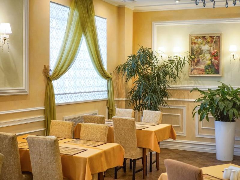 7 Avenue Hotel & SPA