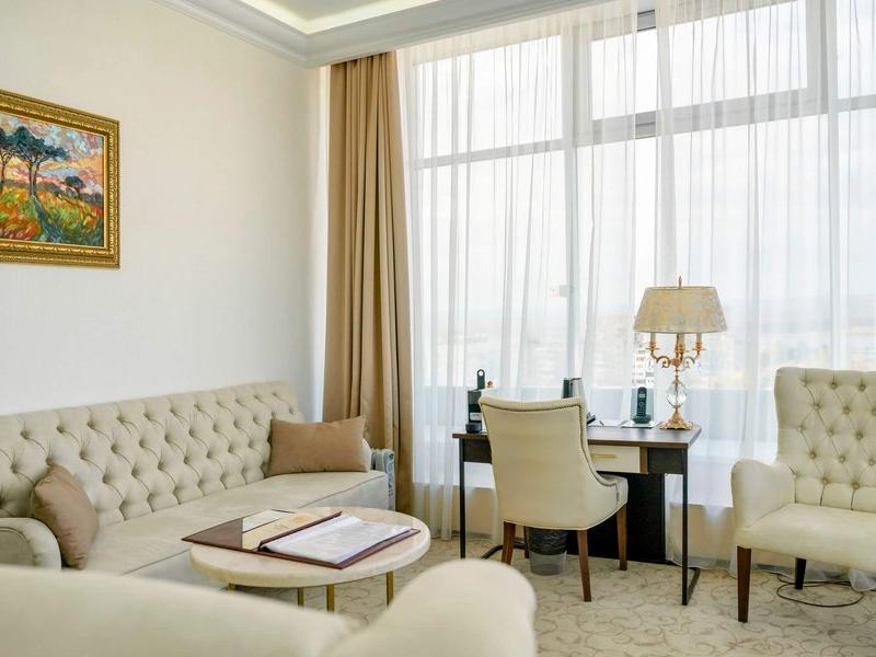 7 Avenue Hotel & SPA