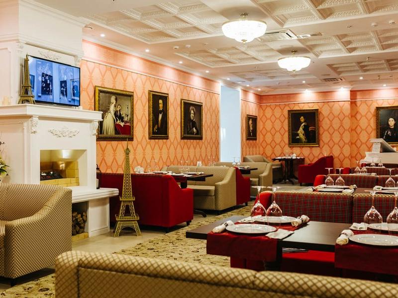 7 Avenue Hotel & SPA
