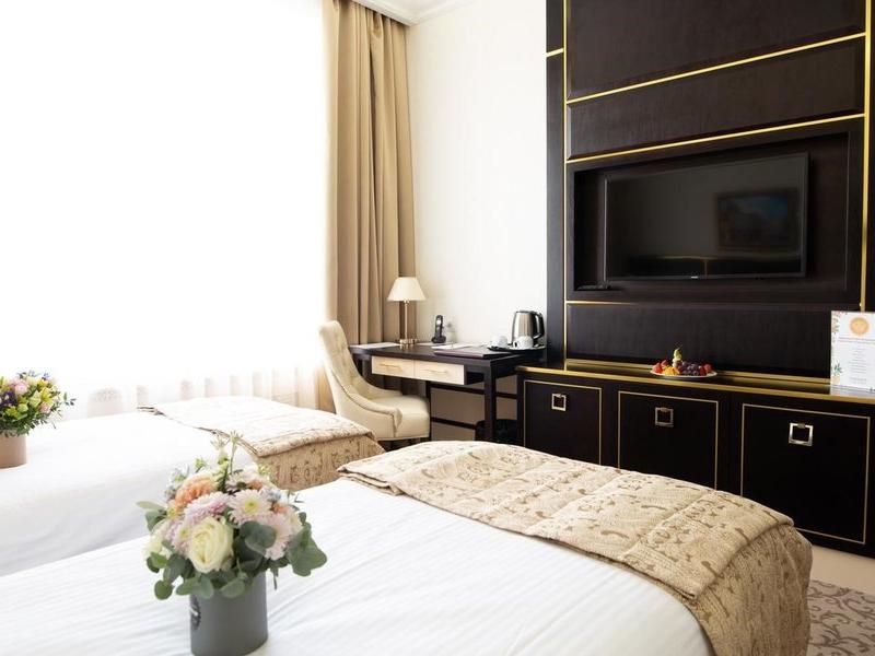 7 Avenue Hotel & SPA