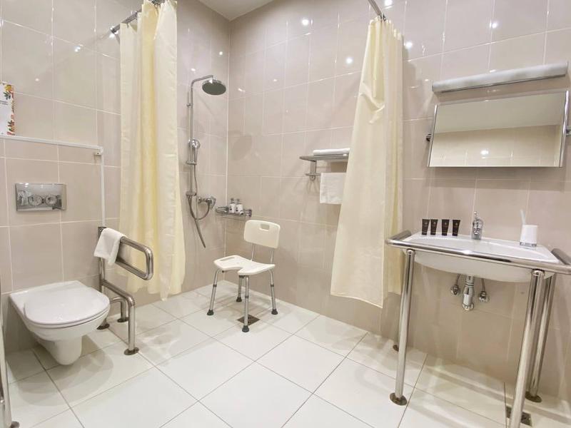 7 Avenue Hotel & SPA