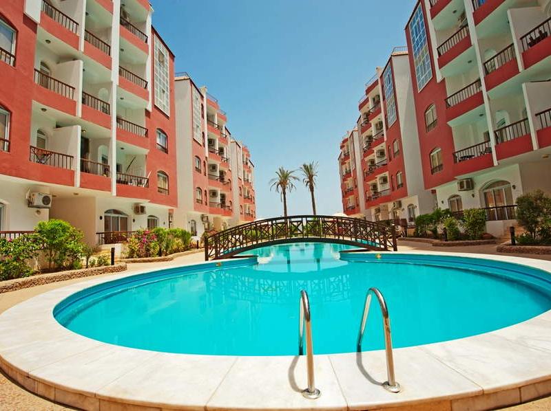 Desert Pearl Apartments