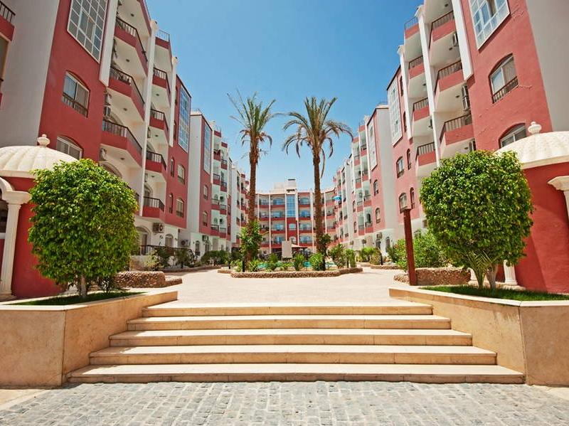 Desert Pearl Apartments