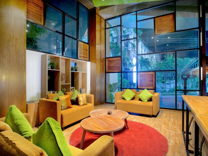 MaxOneHotels.com at Seminyak