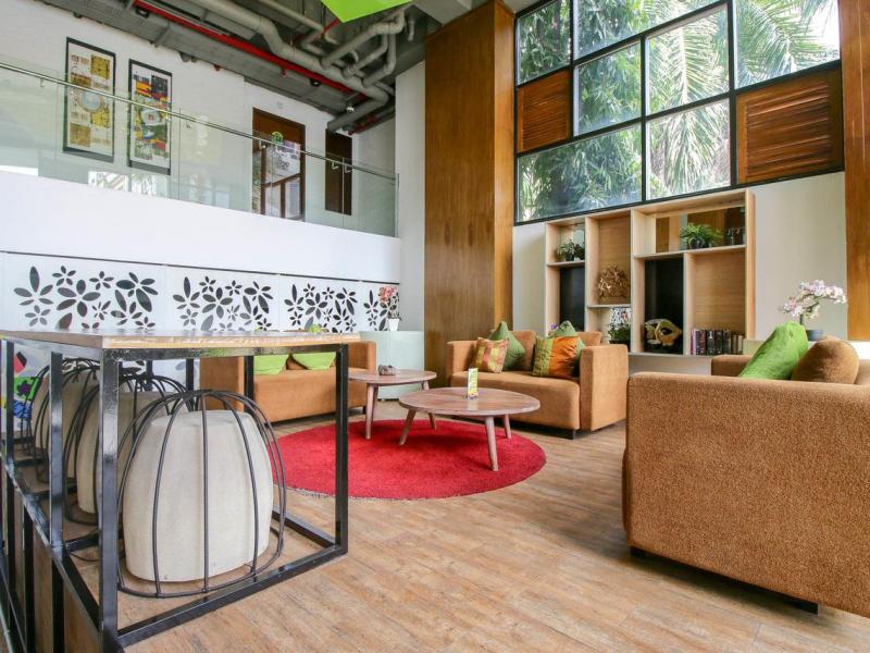 MaxOneHotels.com at Seminyak