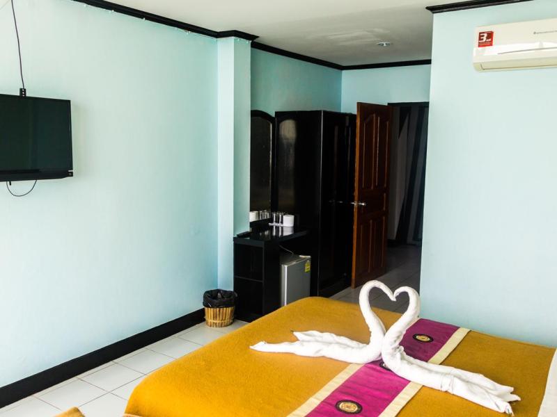 Happy Jomtien - Beachfront