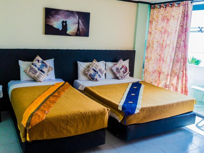 Happy Jomtien - Beachfront