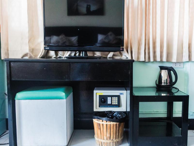 Happy Jomtien - Beachfront