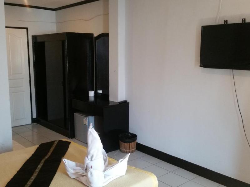 Happy Jomtien - Beachfront