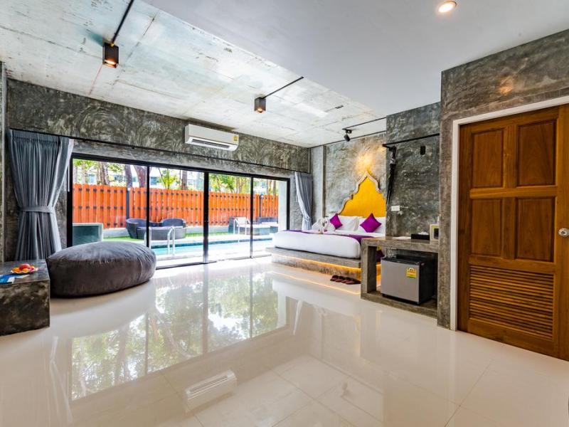 Maneetel Krabi Beachfront