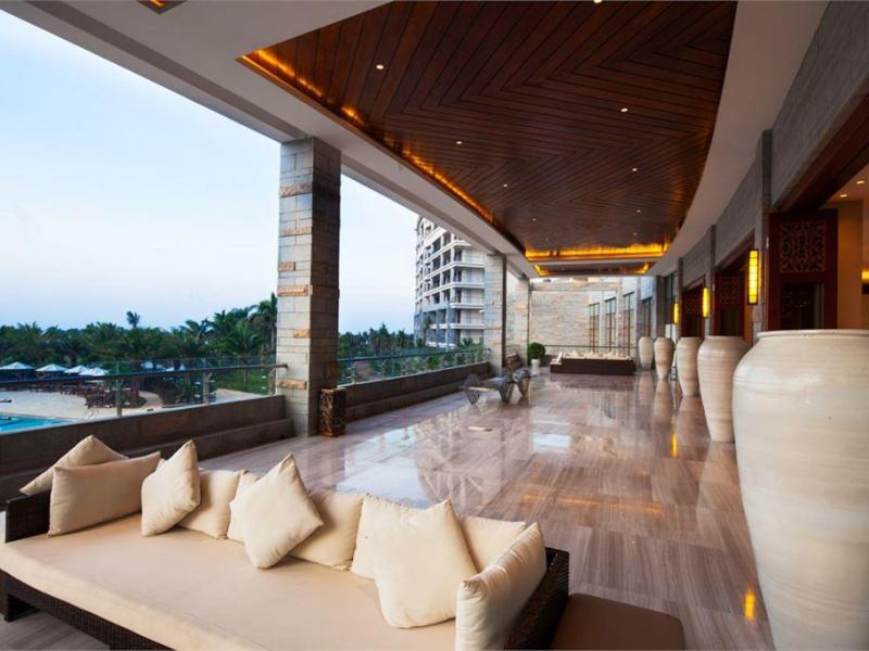 Aloha Oceanfront Suite Resort (Annex Building)