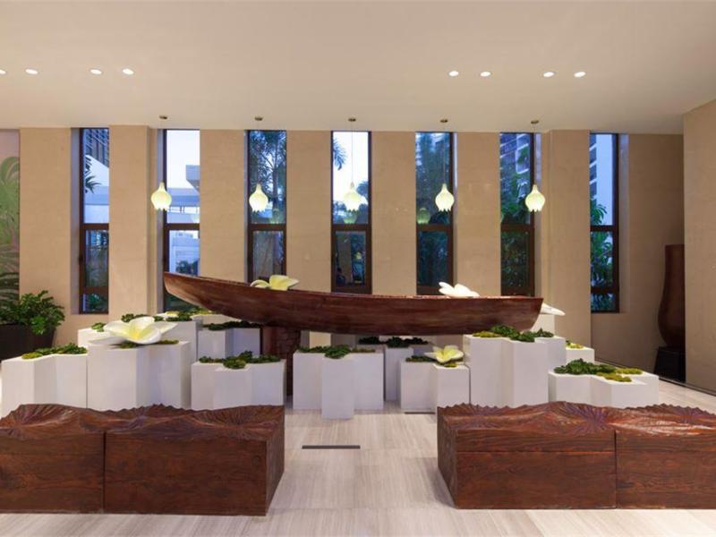 Aloha Oceanfront Suite Resort (Annex Building)