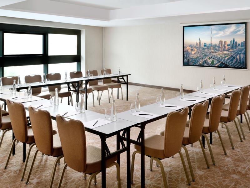 Movenpick Hotel Apartments Downtown Dubai