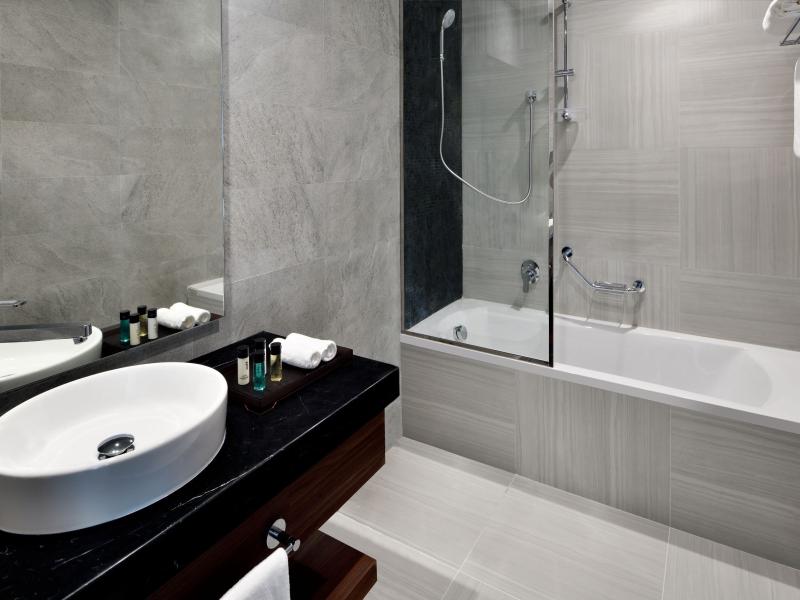 Movenpick Hotel Apartments Downtown Dubai