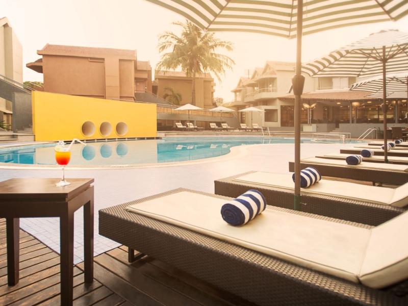 Pleasure River Front