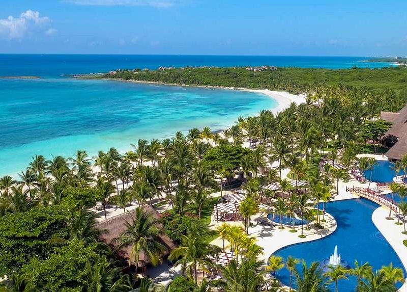 Barcelo Maya Grand Resort