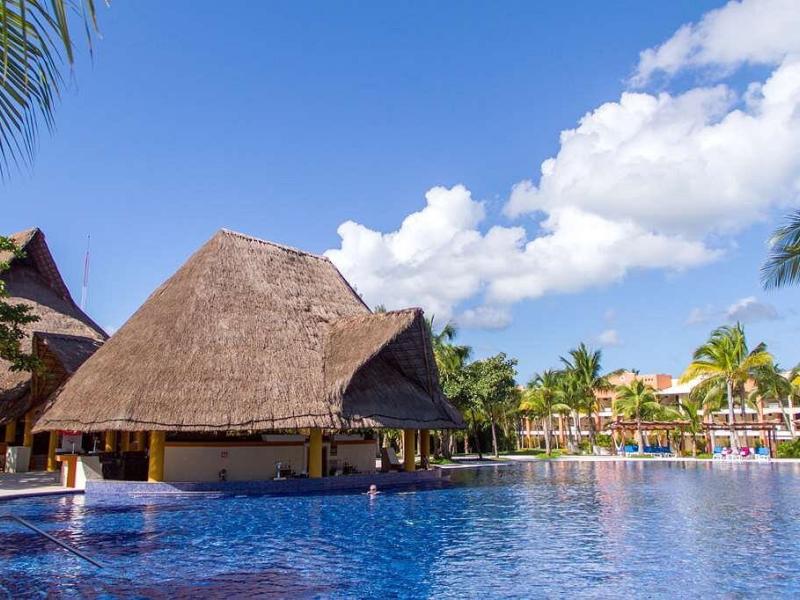 Barcelo Maya Grand Resort