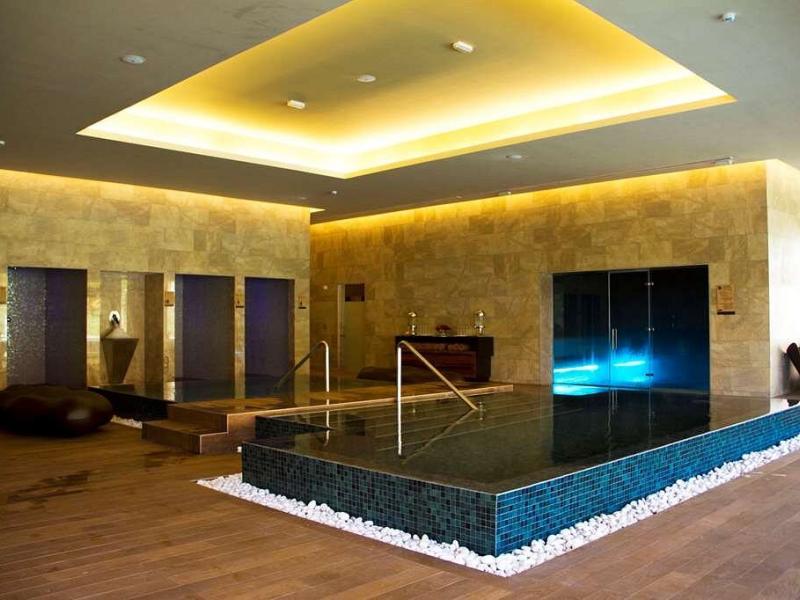 Barcelo Maya Grand Resort