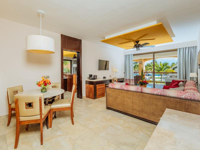Barcelo Maya Grand Resort