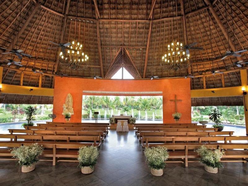 Barcelo Maya Grand Resort