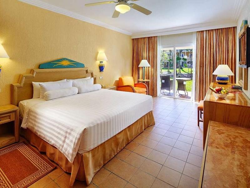 Barcelo Maya Grand Resort