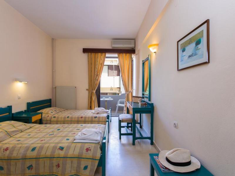 Elina Hotel