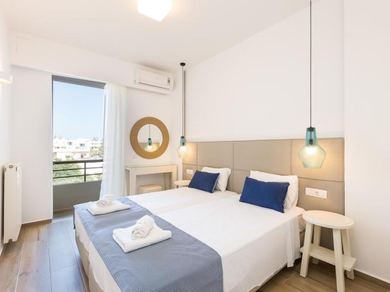 Elina Hotel