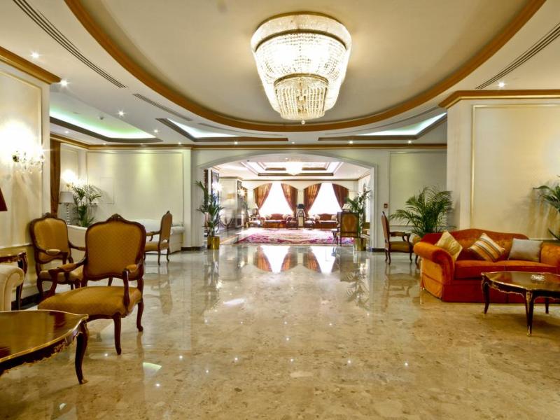 Magnum Hotel & Suites West Bay