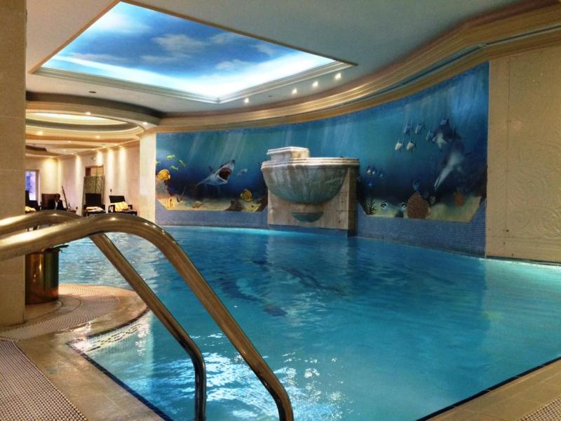 Magnum Hotel & Suites West Bay