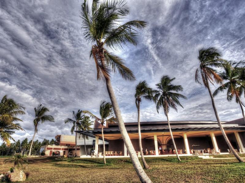 Avenra Gangaara Hotel