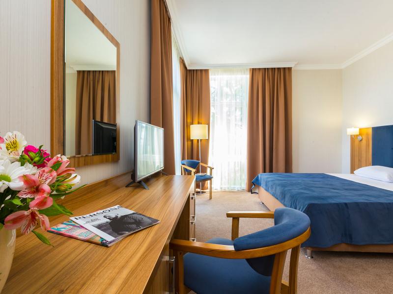 Золотой Якорь