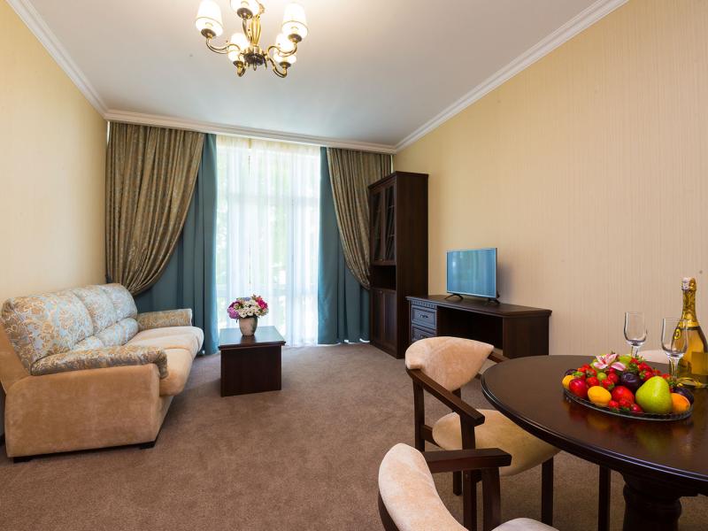 Золотой Якорь