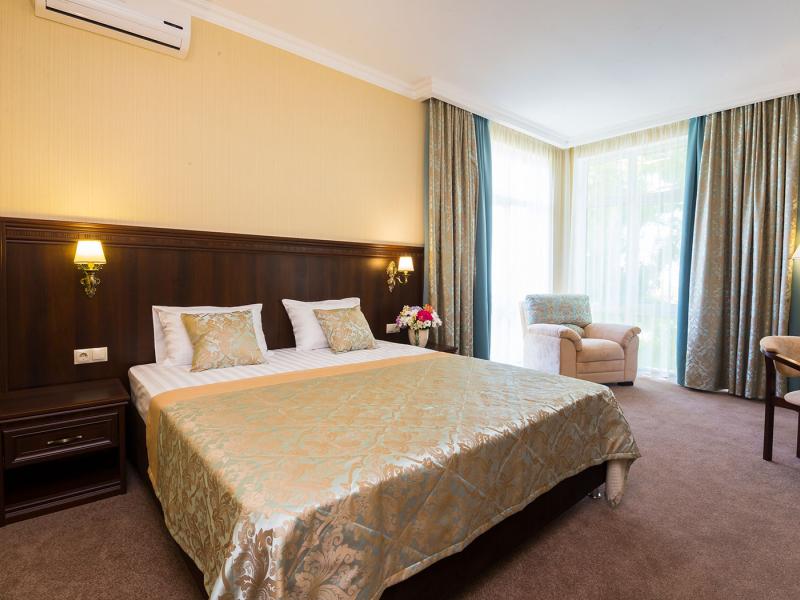 Золотой Якорь