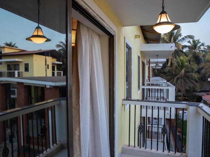 Sea Breeze Max Resort & Spa