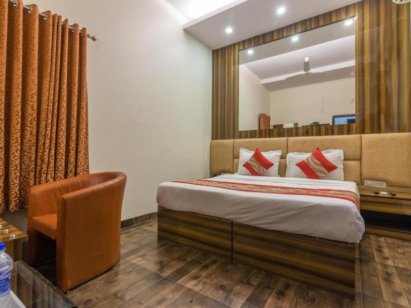 Rupam Hotel