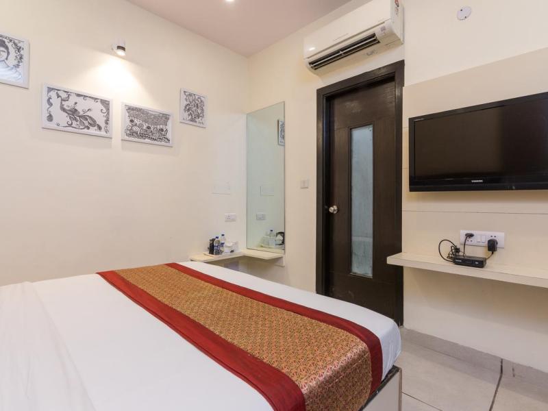 Rupam Hotel