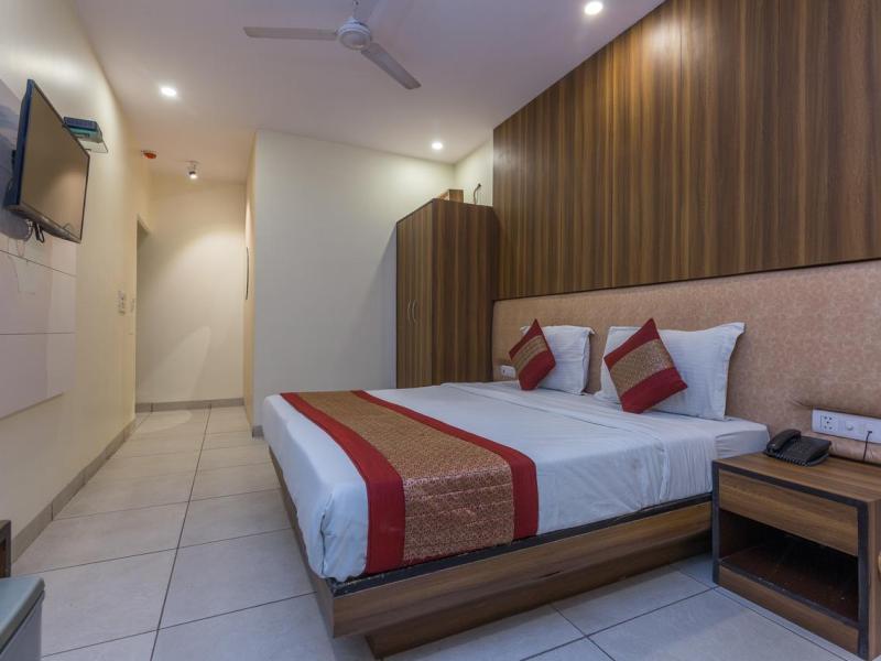 Rupam Hotel