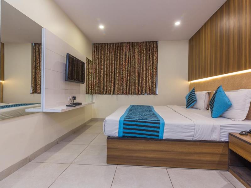Rupam Hotel