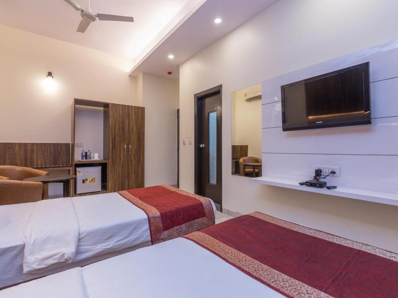 Rupam Hotel
