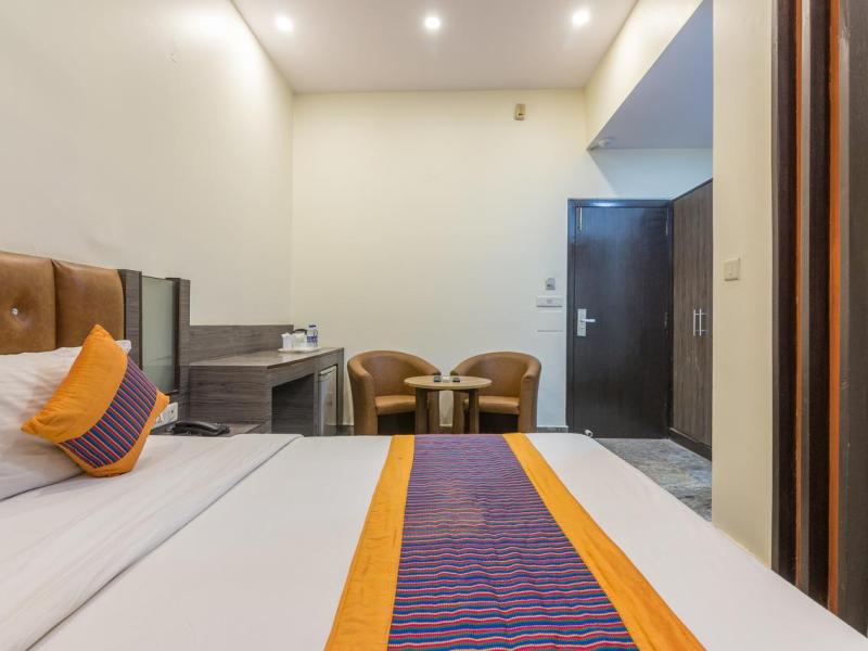 Rupam Hotel