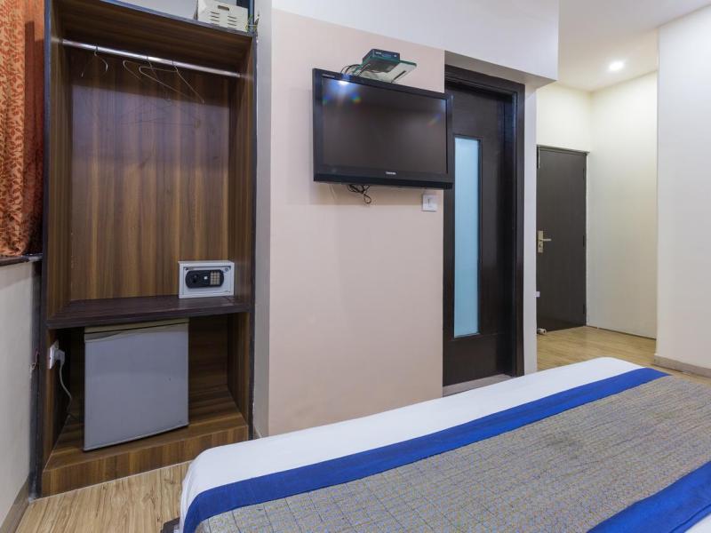 Rupam Hotel