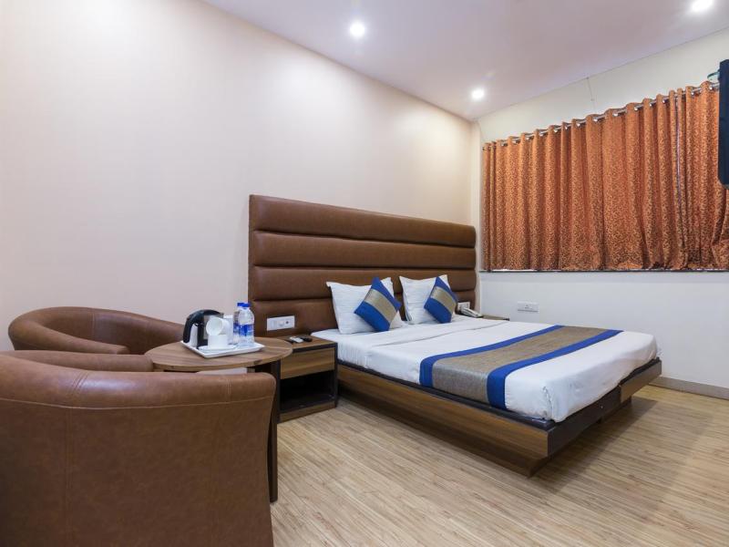 Rupam Hotel