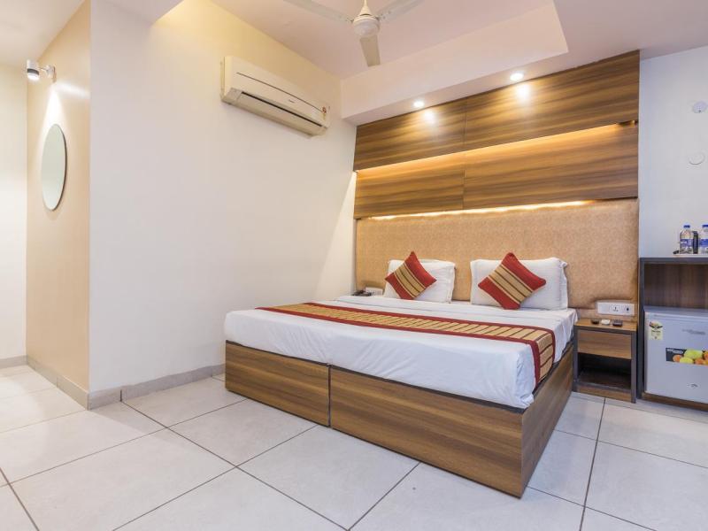 Rupam Hotel